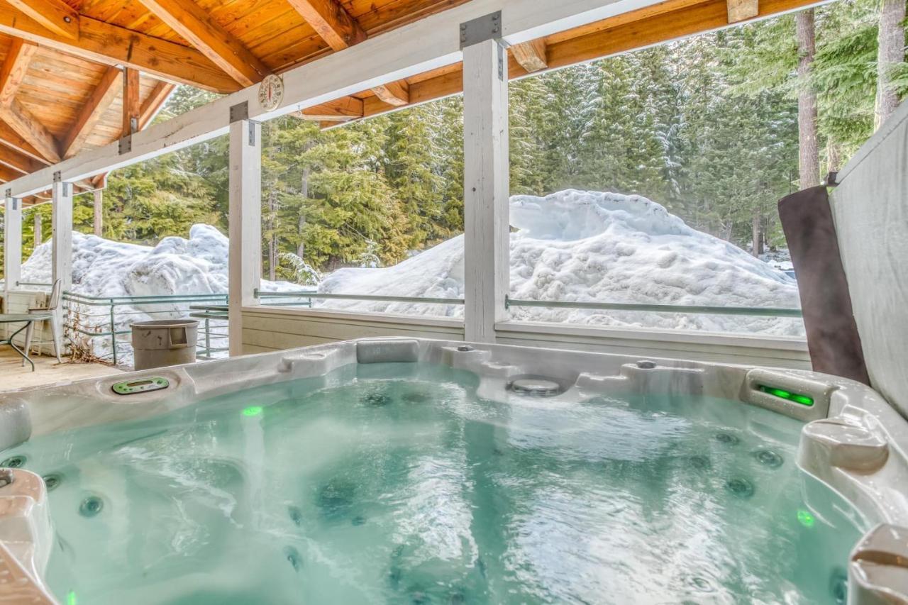 The Chinook Lodge At ガバメント・キャンプ エクステリア 写真